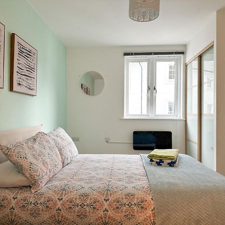 Luxury 2 Bedroom City Centre Apartment - Secure Parking - Amazing Location! 坎特伯雷 外观 照片