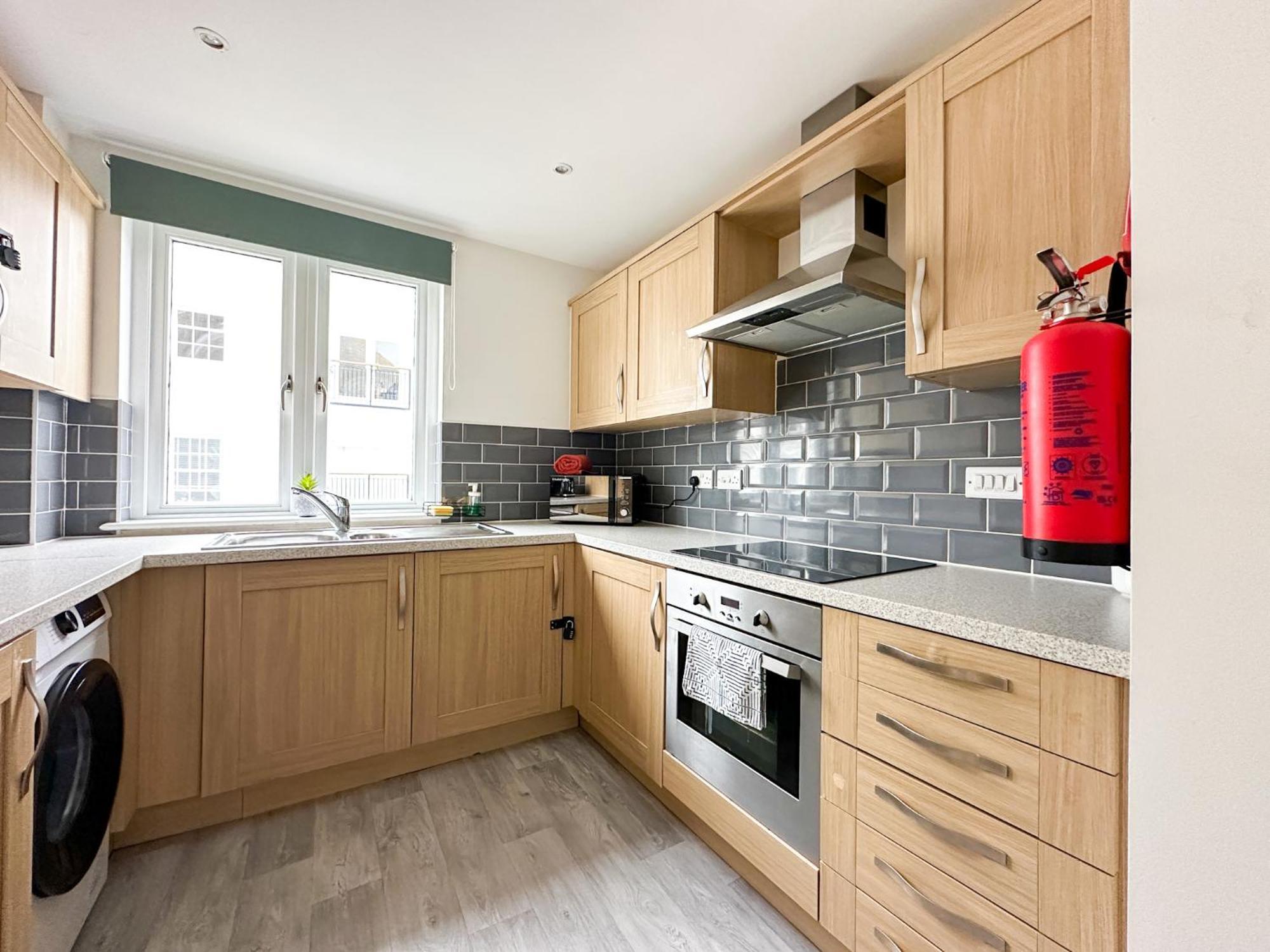 Luxury 2 Bedroom City Centre Apartment - Secure Parking - Amazing Location! 坎特伯雷 外观 照片