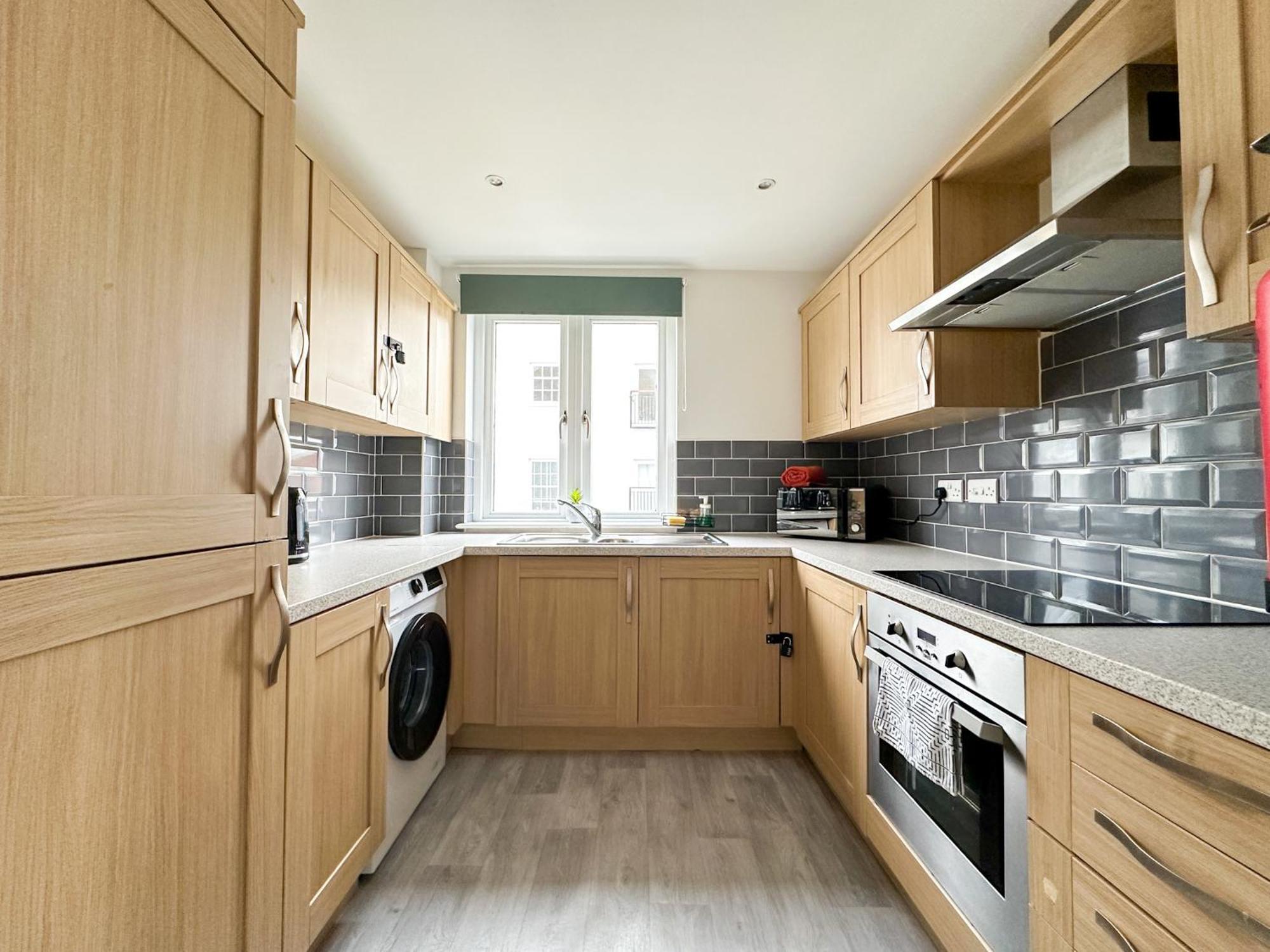 Luxury 2 Bedroom City Centre Apartment - Secure Parking - Amazing Location! 坎特伯雷 外观 照片